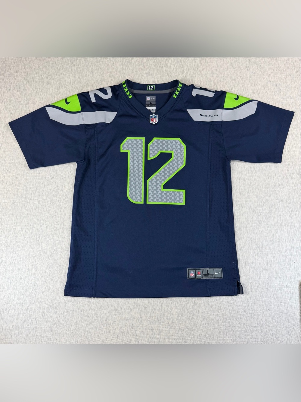 12th Fan Seahawks Nike On field NFL Jersey Youth Large (14/16) Official Football